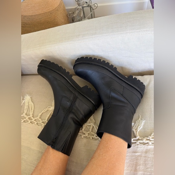 Free People Paloma Barcelo NWT Combat Black Best seller LOVE 🌈❤️ - Picture 7 of 14